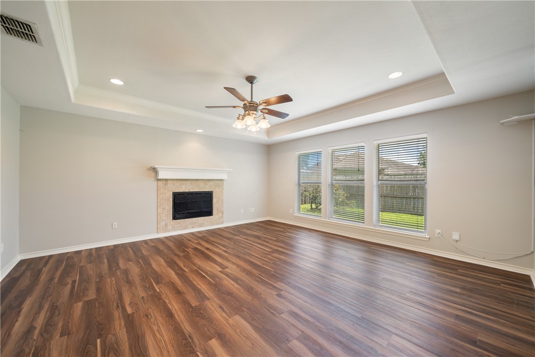 2602 Windhollow Dr Property Photo 6