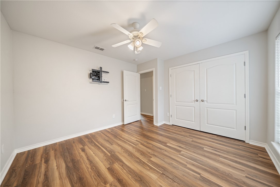 2602 Windhollow Dr Property Photo 14