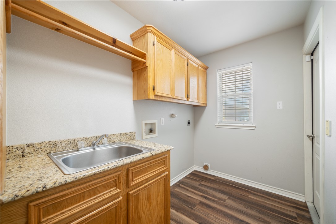 2602 Windhollow Dr Property Photo 15