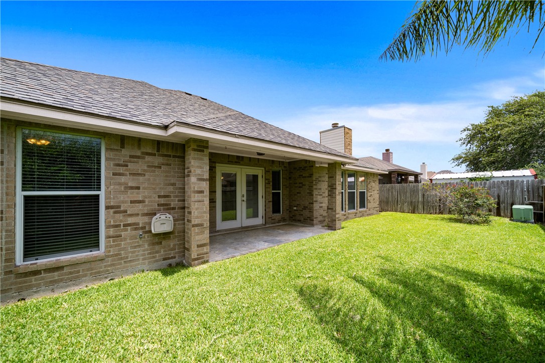 2602 Windhollow Dr Property Photo 18