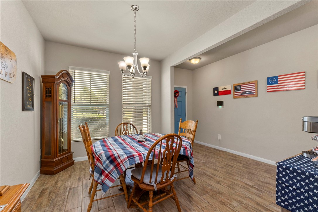 10343 Rosalina Property Photo 5