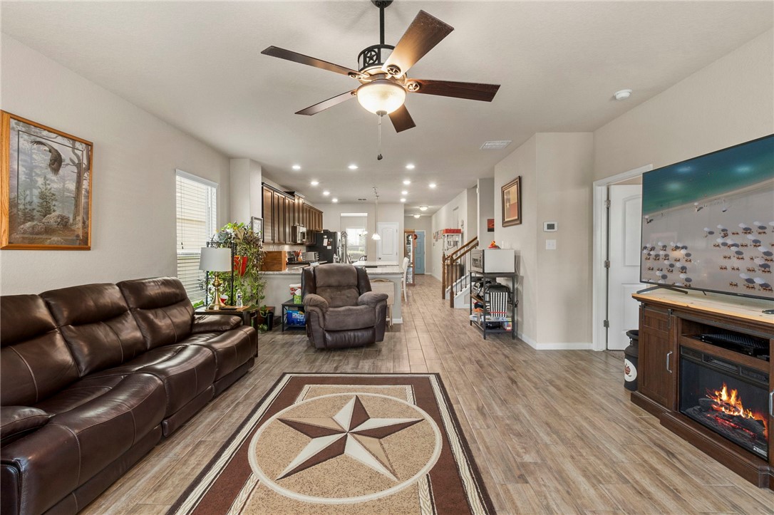 10343 Rosalina Property Photo 14