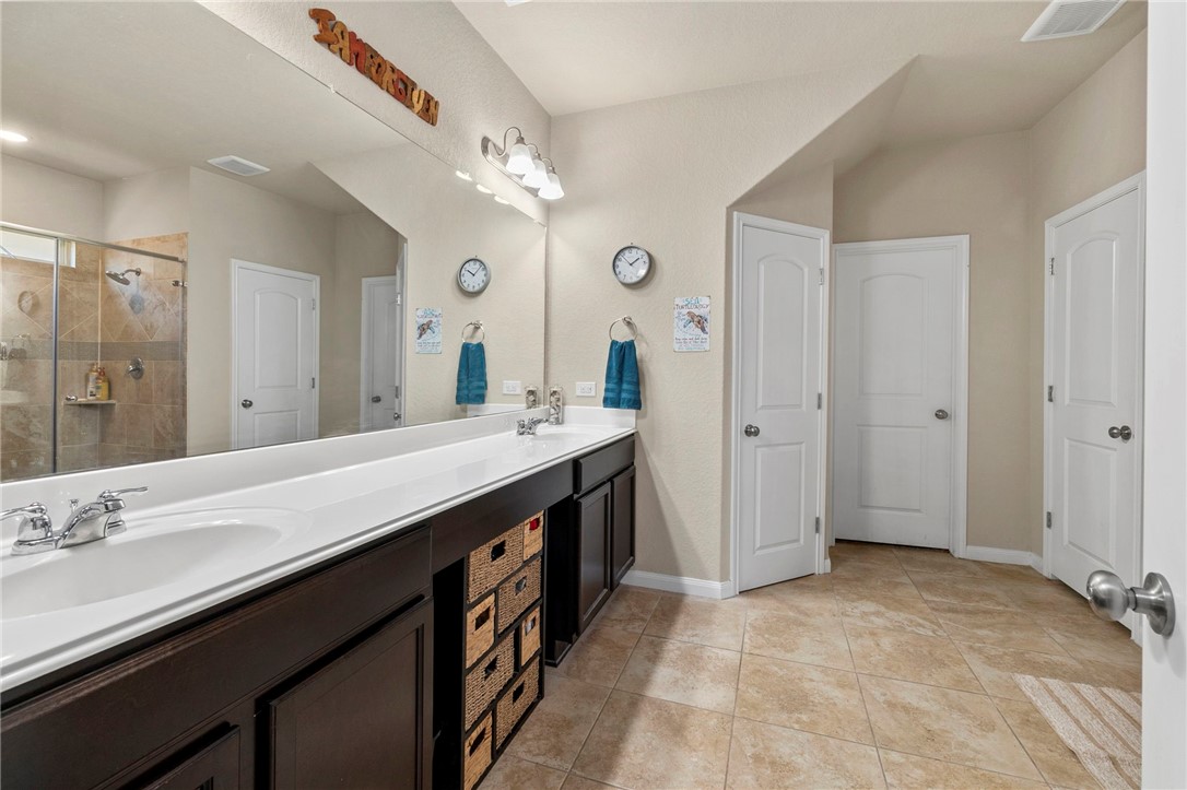 10343 Rosalina Property Photo 21