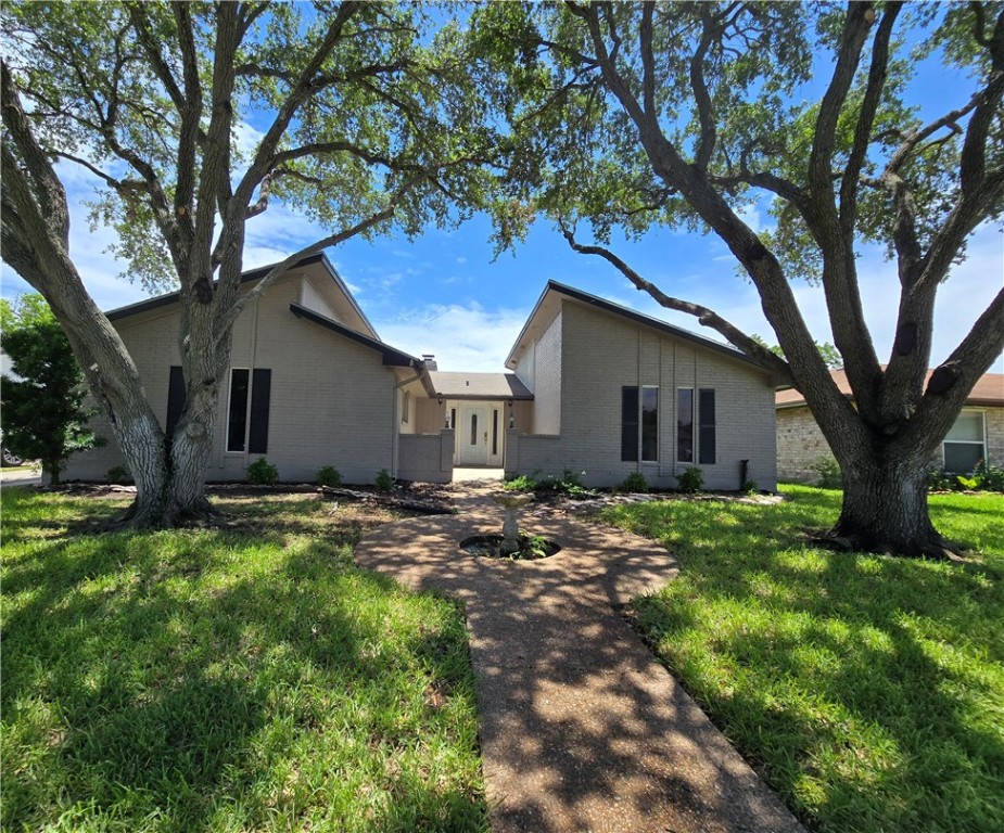 4109 Eagle Dr Property Photo 1
