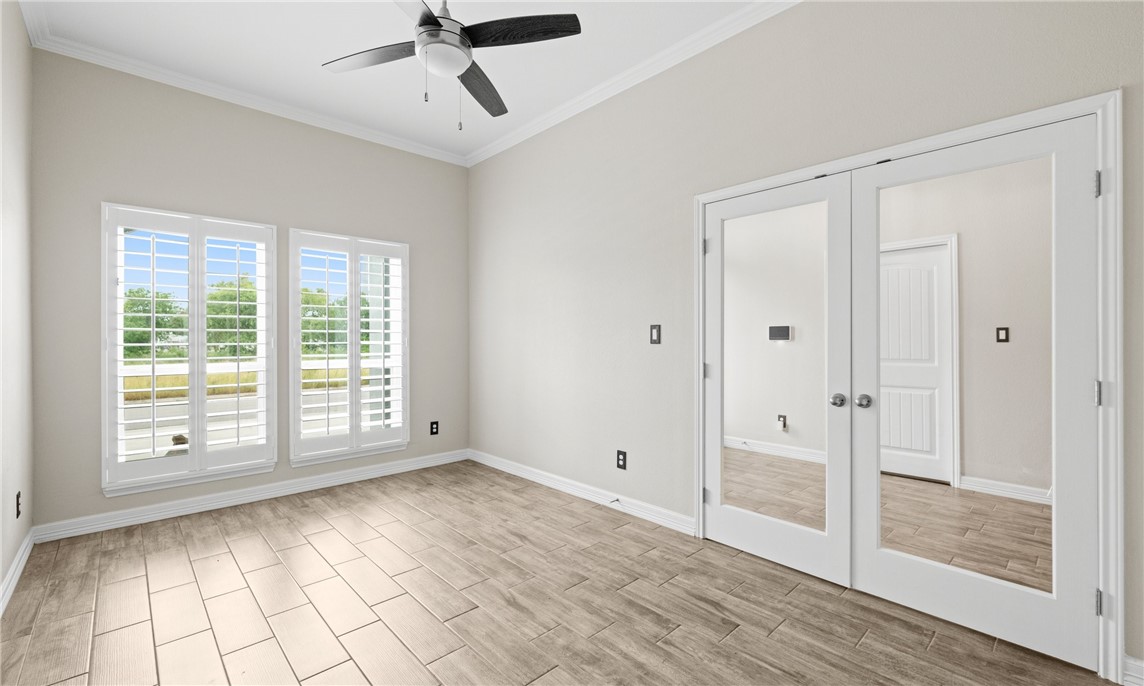 10346 Stone Creek Dr Property Photo 5