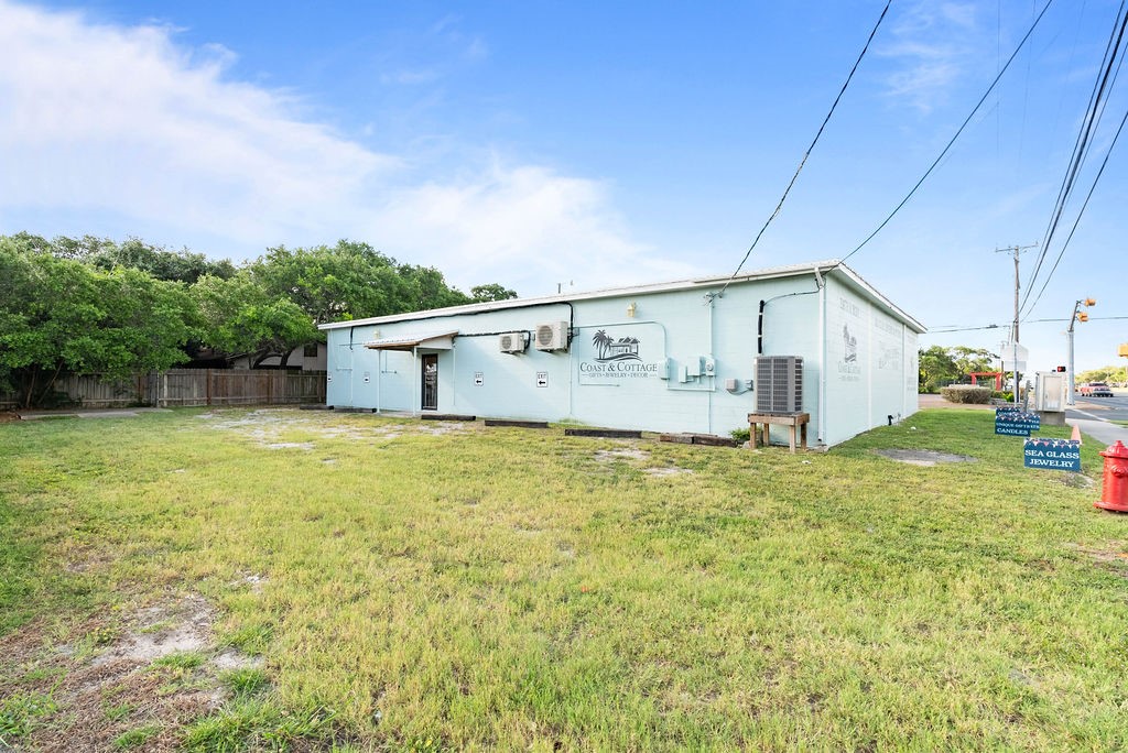 1700 Hwy 35 N Property Photo 12