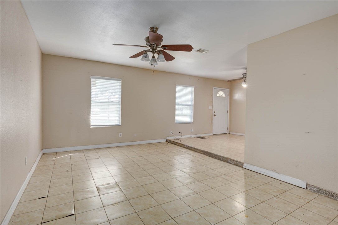 529 Blanco St Property Photo 10