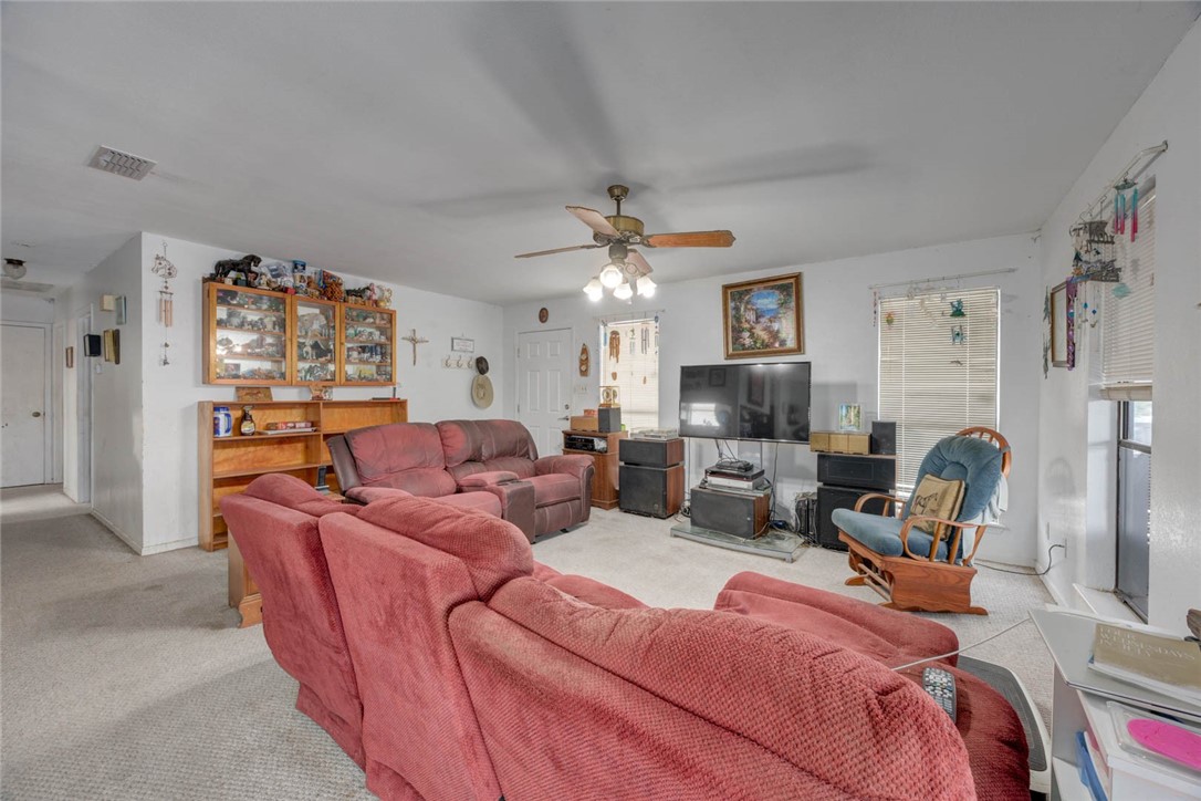 3410 Laguna Shores Property Photo 9
