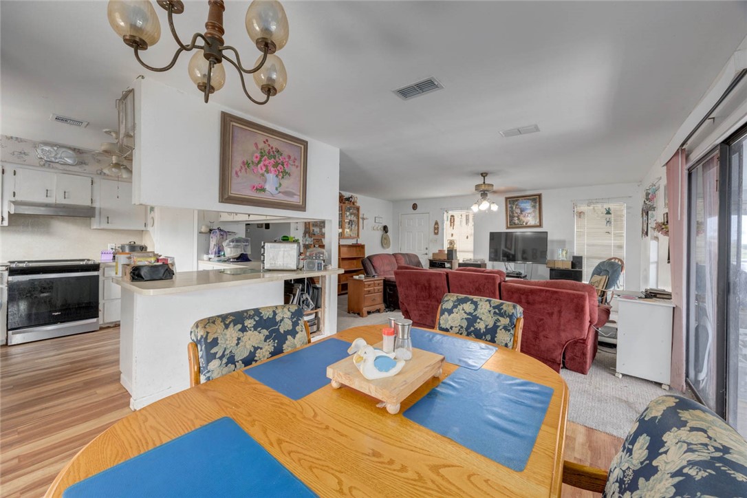 3410 Laguna Shores Property Photo 16