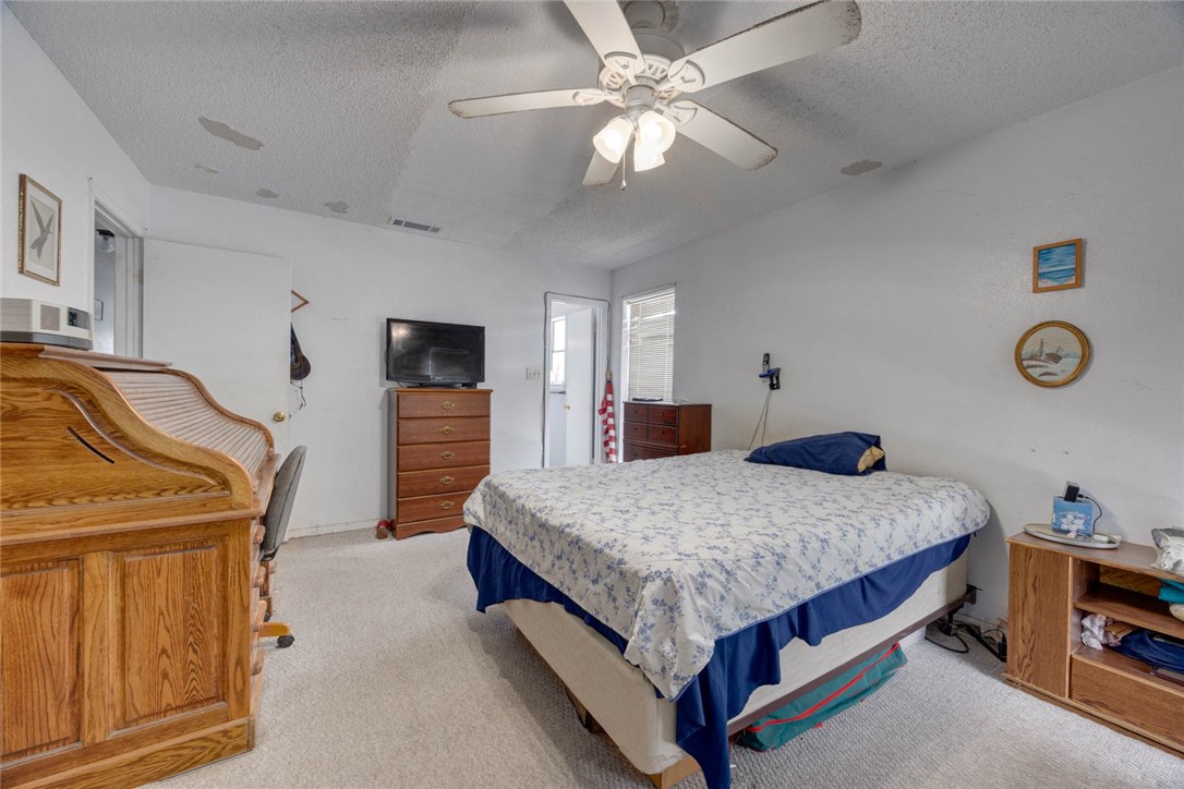 3410 Laguna Shores Property Photo 23