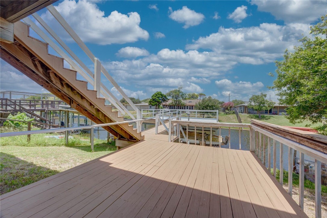 3410 Laguna Shores Property Photo 29