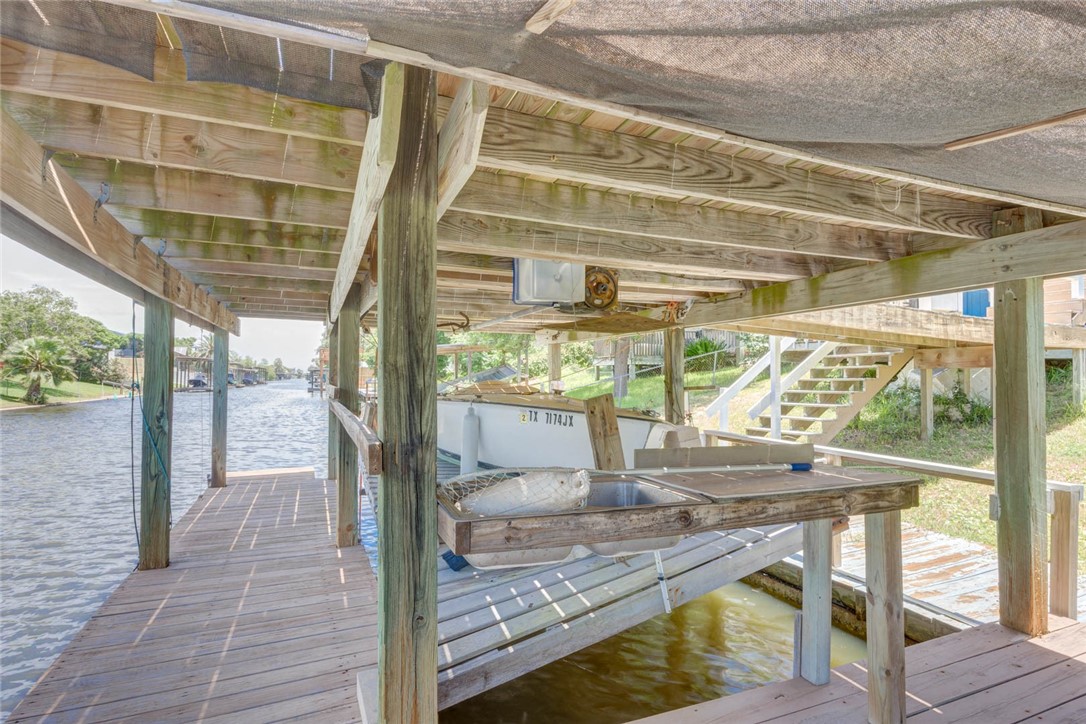 3410 Laguna Shores Property Photo 30