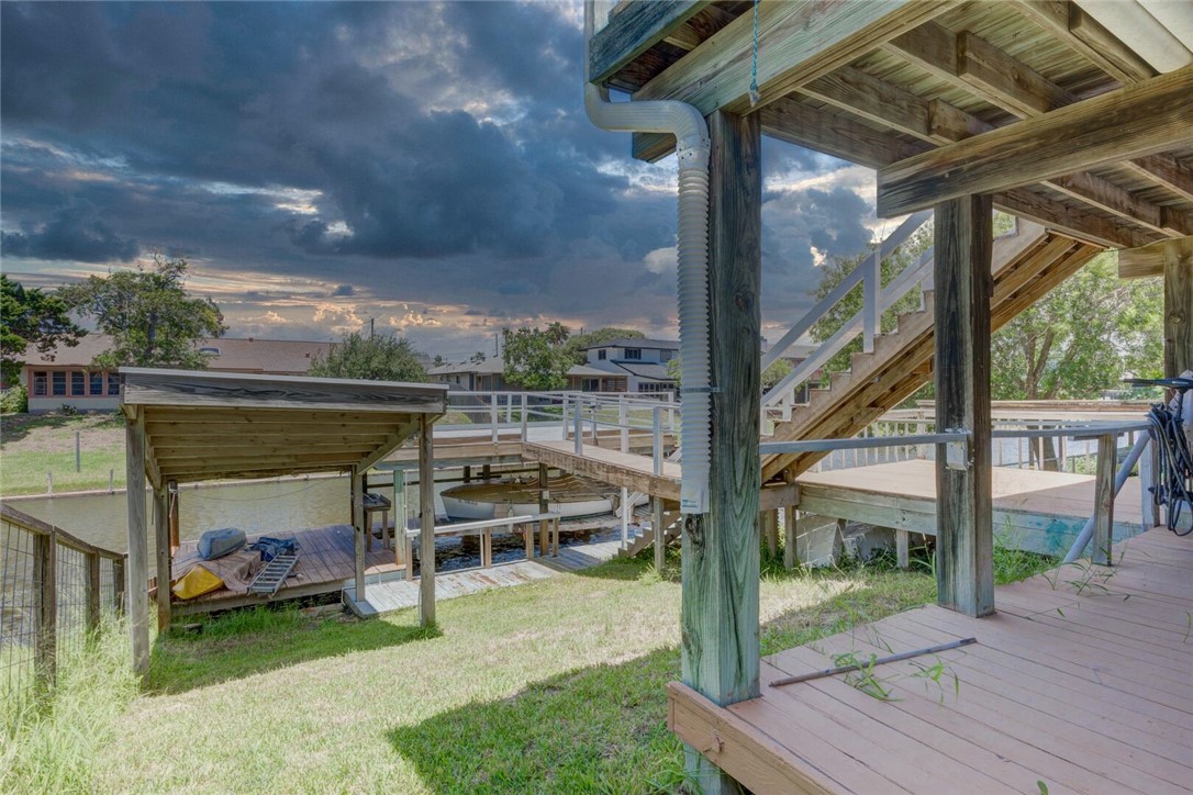 3410 Laguna Shores Property Photo 33