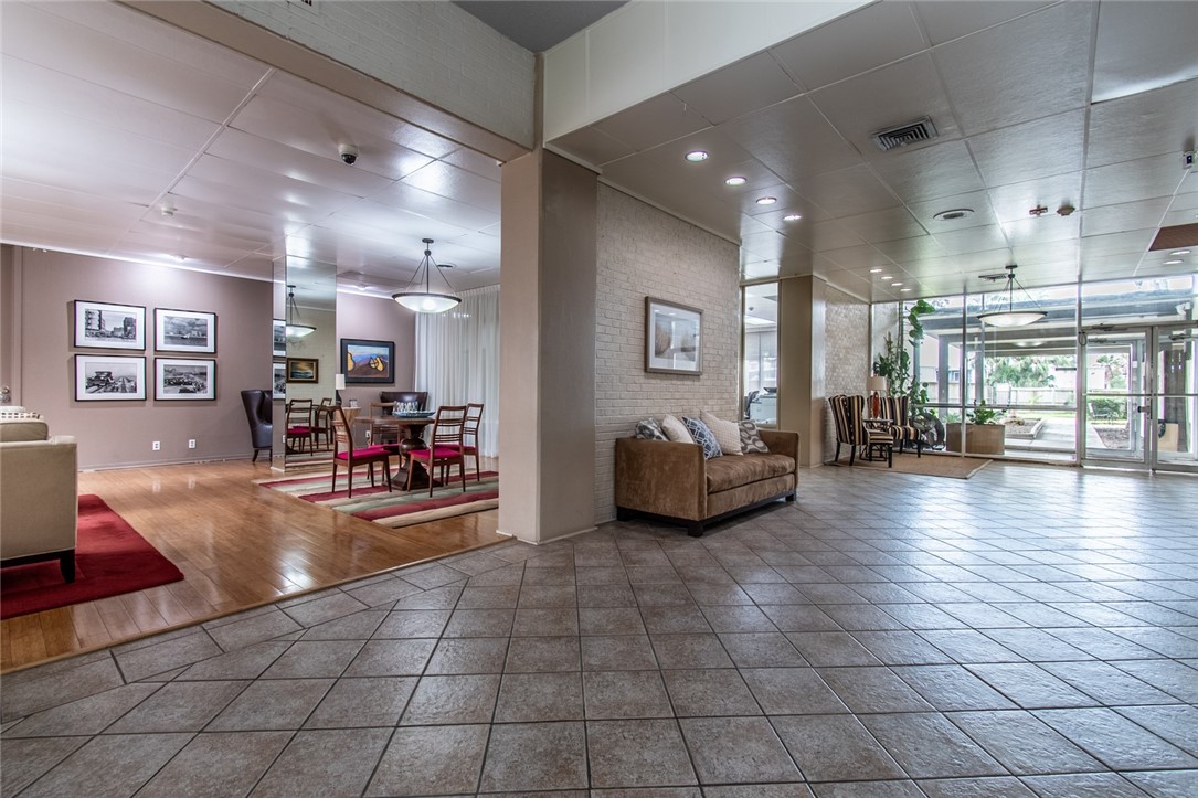 4600 Ocean Dr 505 Property Photo 3