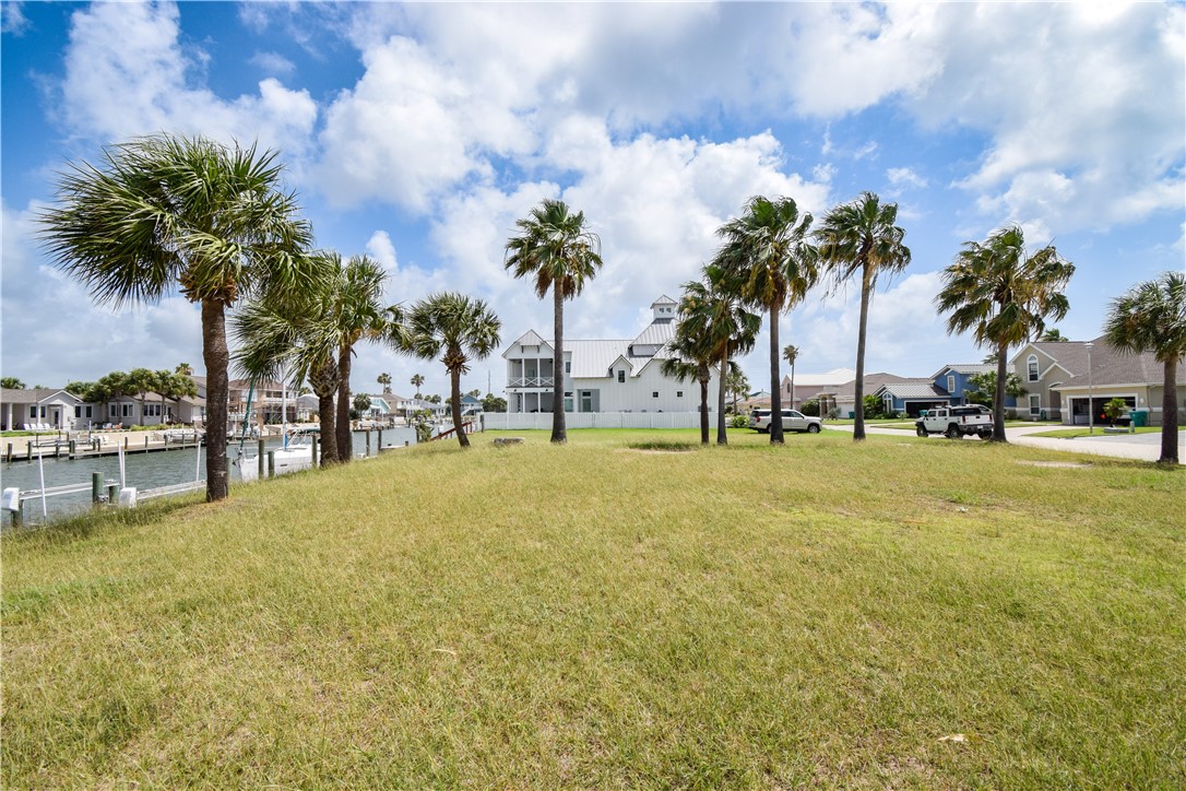 138 Sea View Dr Property Photo 10