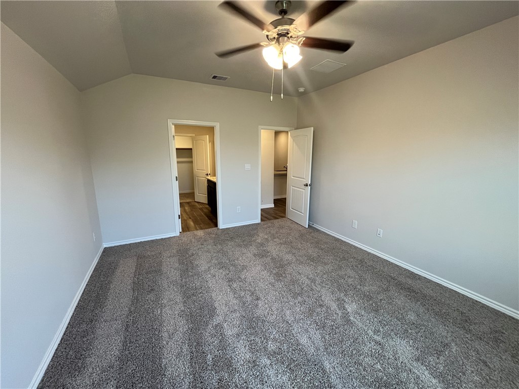 7302 Wilder Lane Property Photo 8