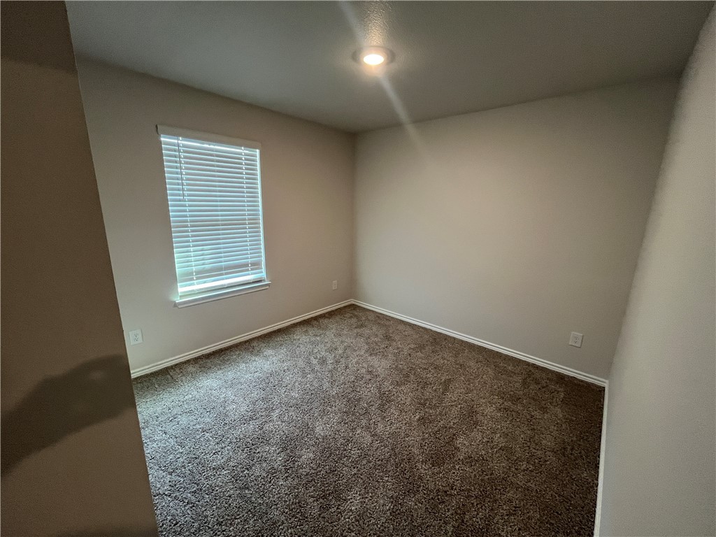 7302 Wilder Lane Property Photo 18