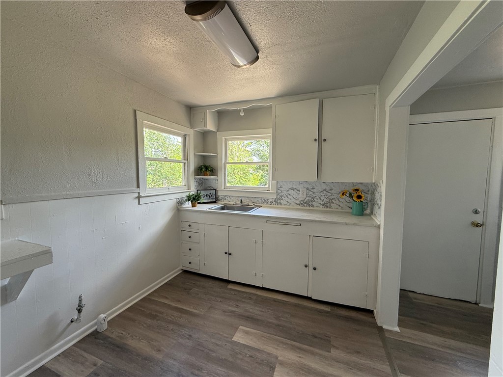 624 E Kenedy Ave Property Photo 6
