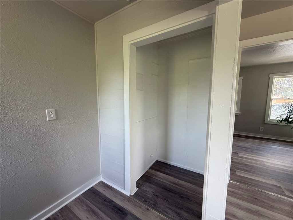 624 E Kenedy Ave Property Photo 9