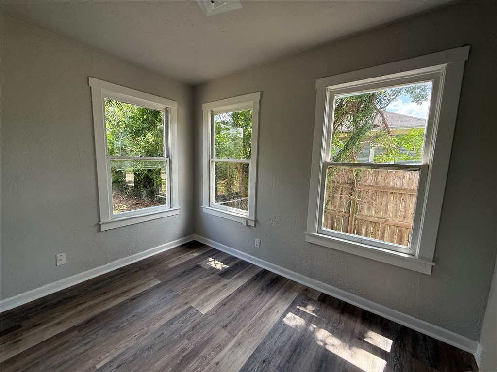 624 E Kenedy Ave Property Photo 13