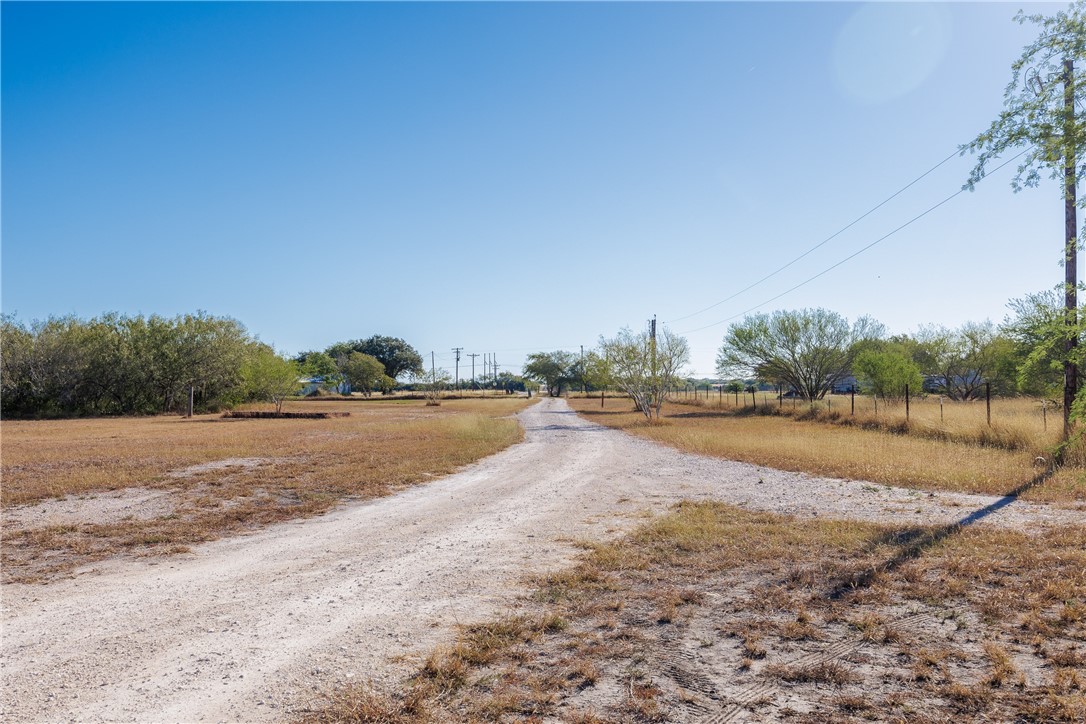 853 S County Road 307 Property Photo 39