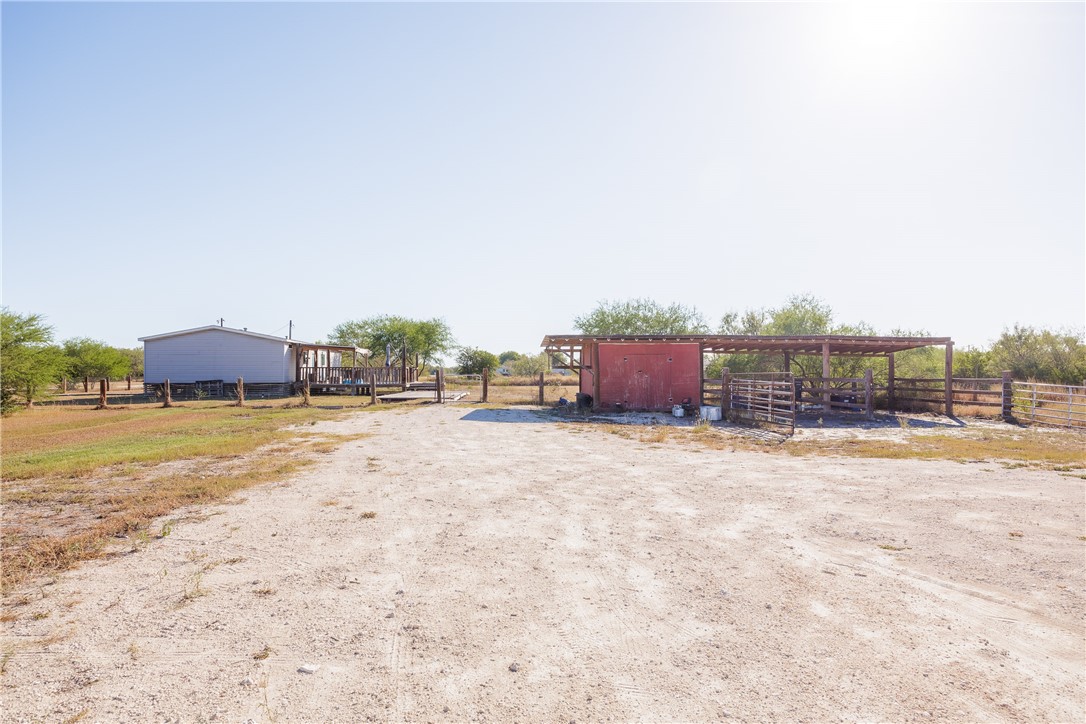 853 S County Road 307 Property Photo 40