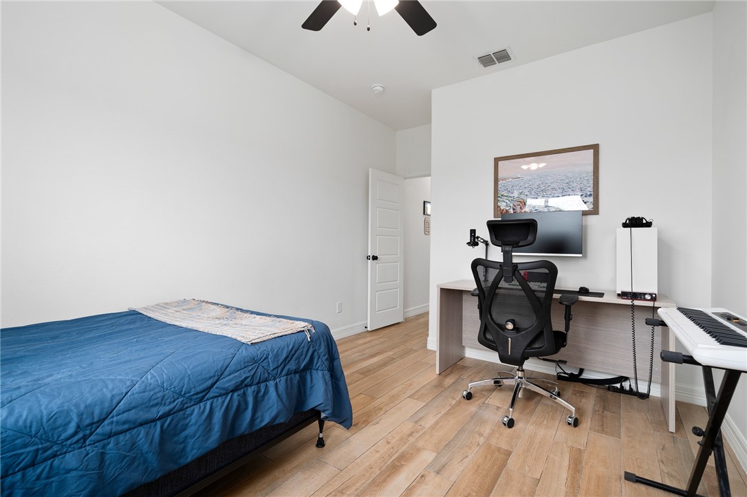 133 Longhorn Property Photo 25