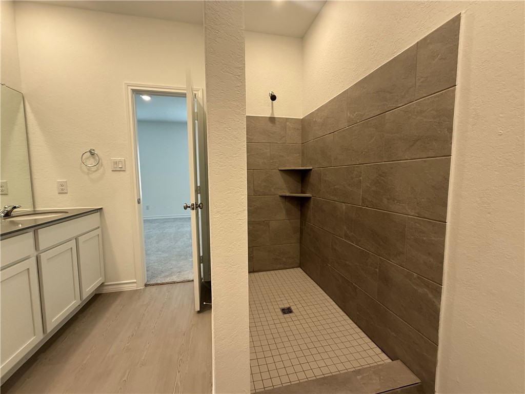 7925 Wonder Woman Dr Property Photo 7