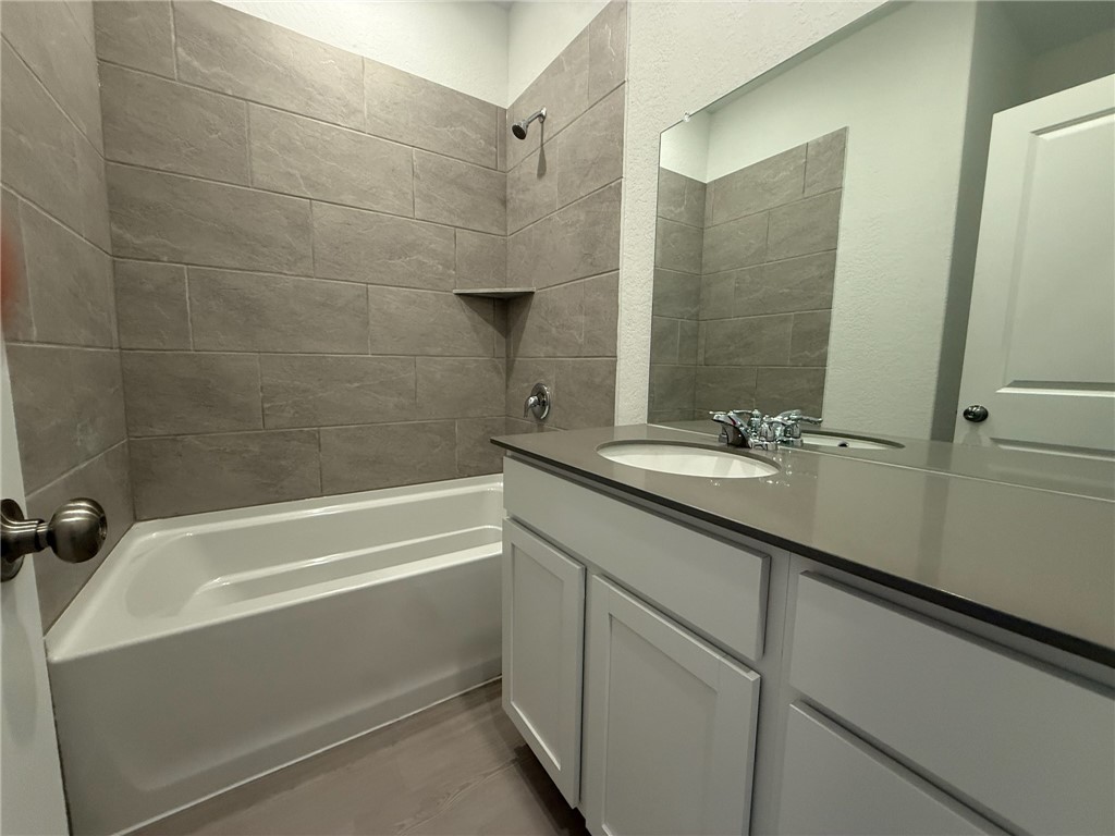 7925 Wonder Woman Dr Property Photo 9