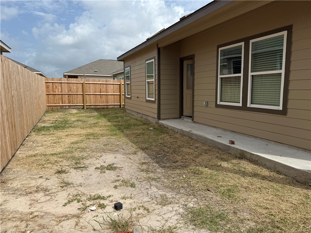 7925 Wonder Woman Dr Property Photo 16