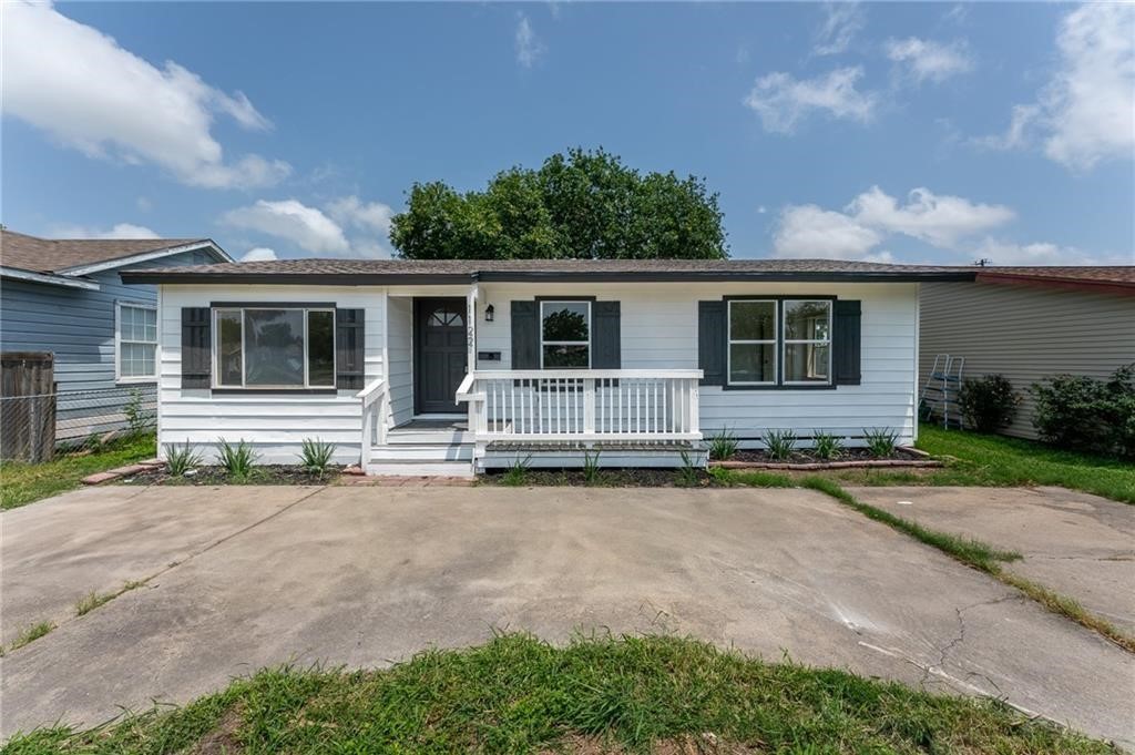 1122 Dorthy Dr Property Photo 1