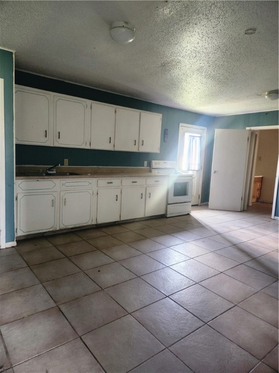 1315 4th St Property Photo 2
