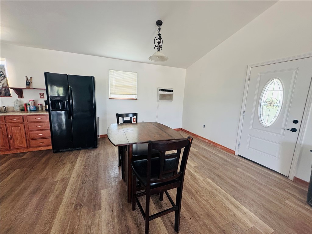 420 County Road 2391 Property Photo 4