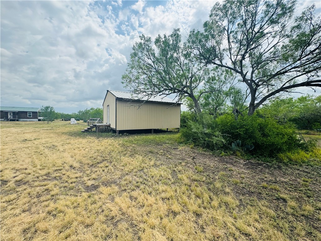 420 County Road 2391 Property Photo 20