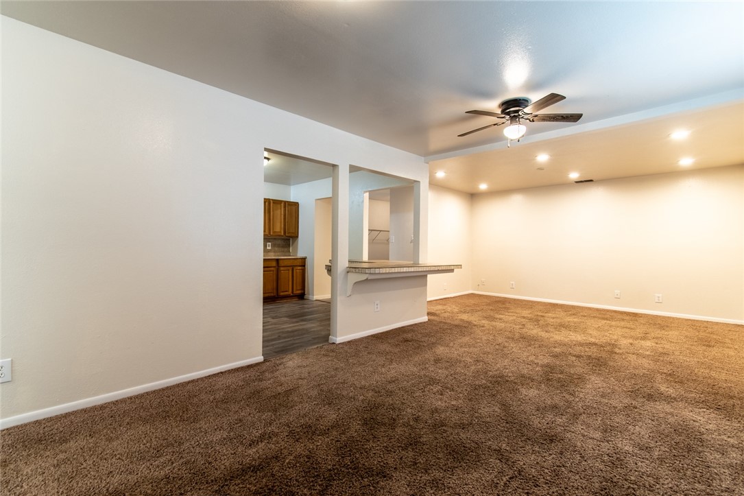 5921 Riley Dr Property Photo 3