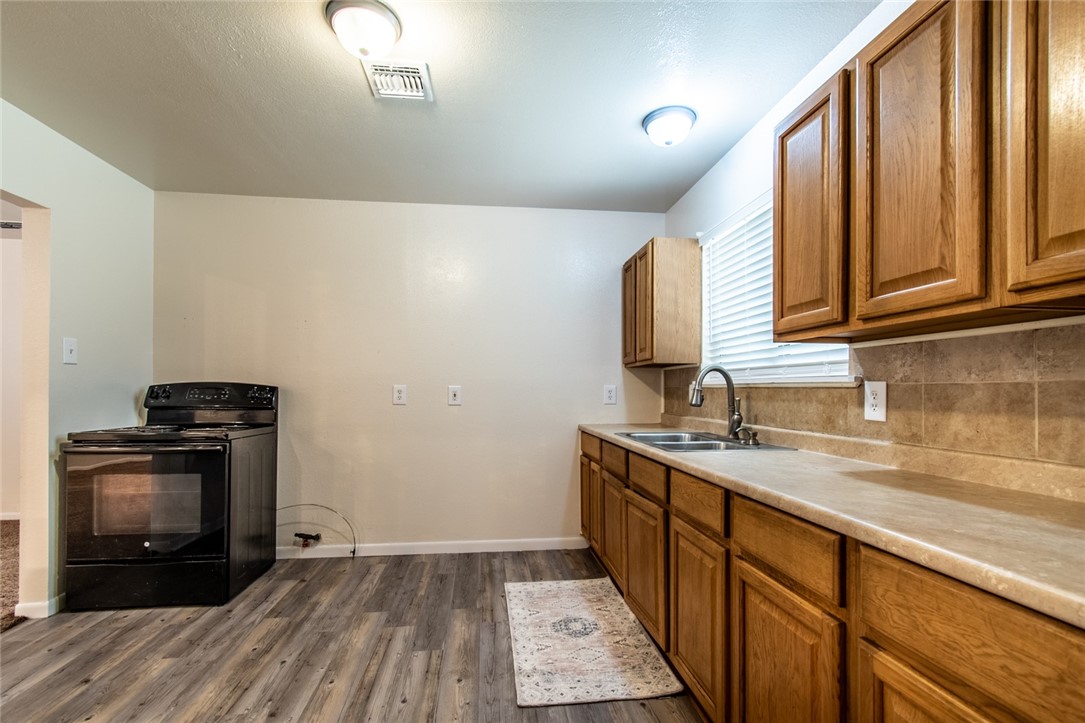 5921 Riley Dr Property Photo 10