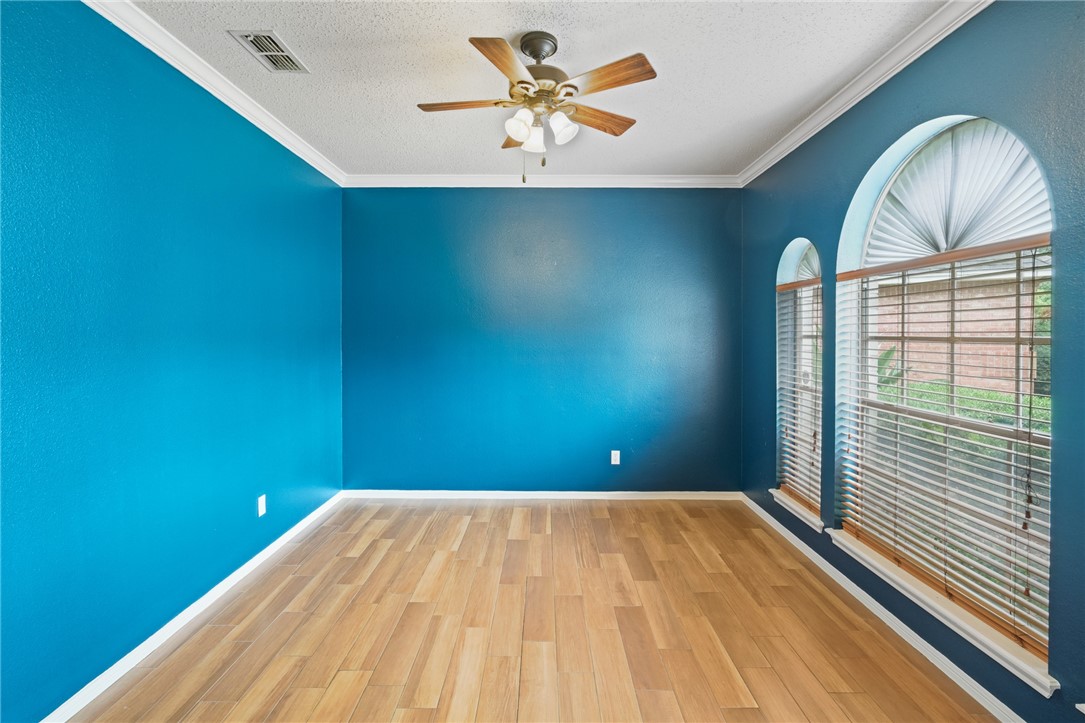 7617 Del Rio Dr Property Photo 4