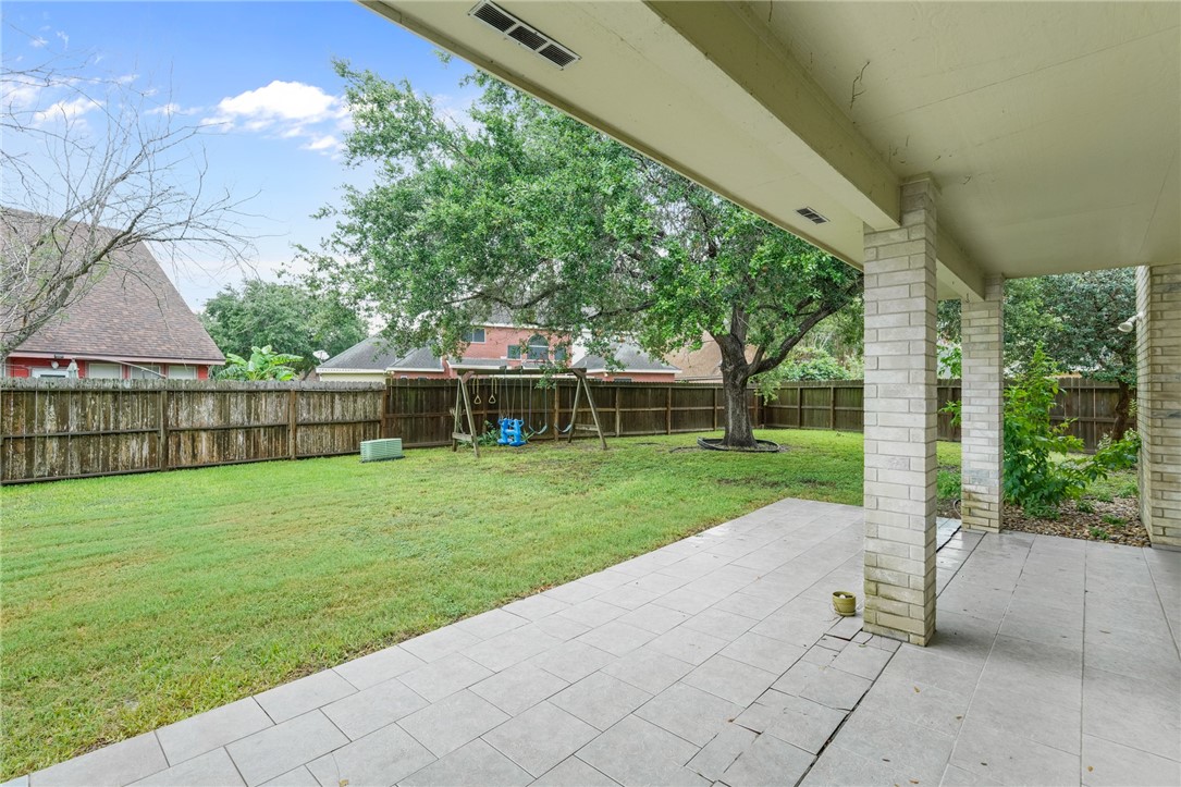7617 Del Rio Dr Property Photo 28