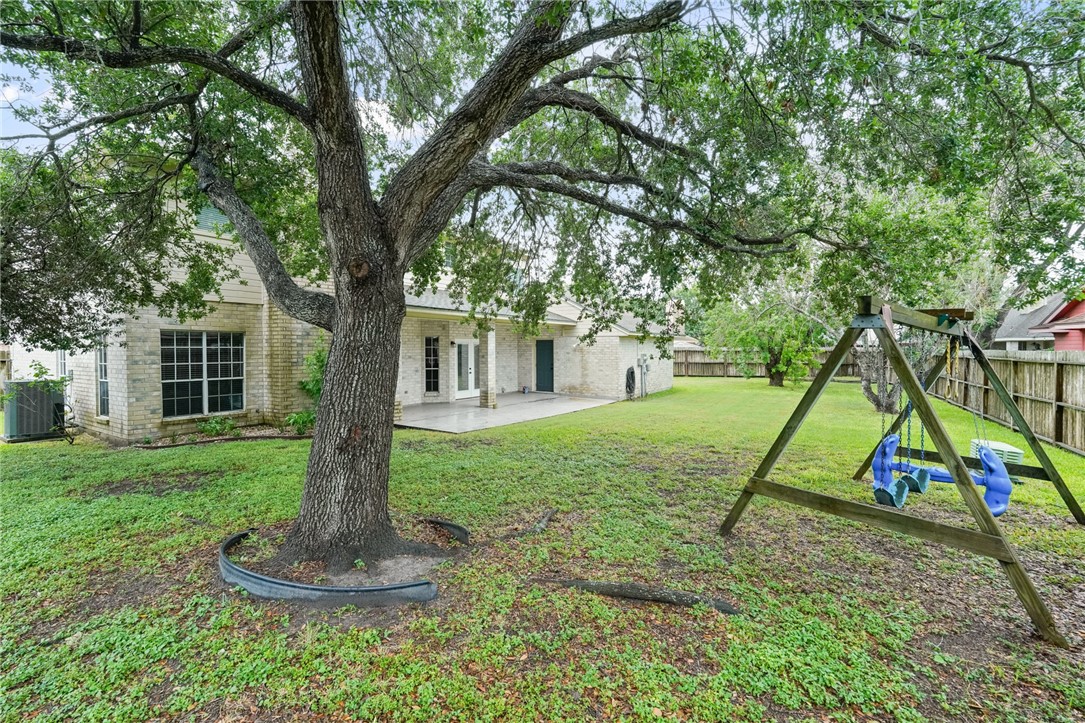 7617 Del Rio Dr Property Photo 29