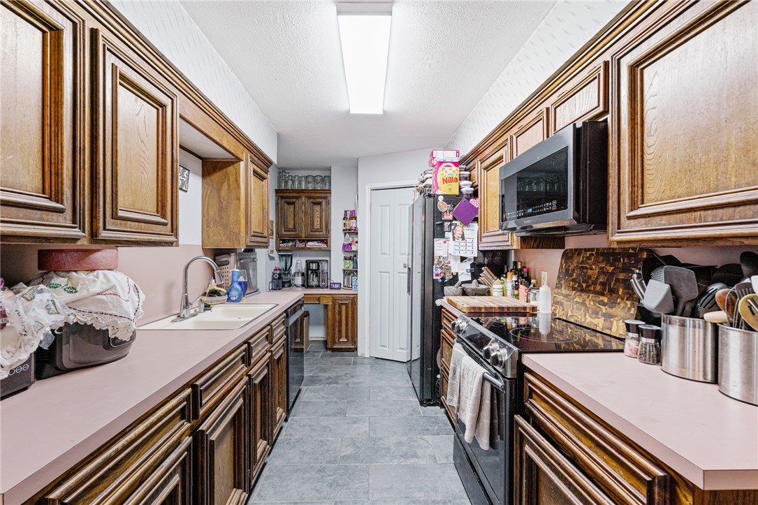 6906 Whalen Dr Property Photo 6
