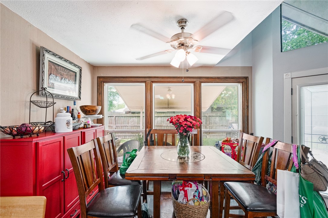 6906 Whalen Dr Property Photo 8