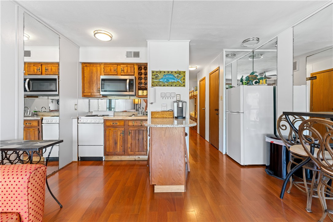3938 Surfside Blvd 3118 Property Photo 6