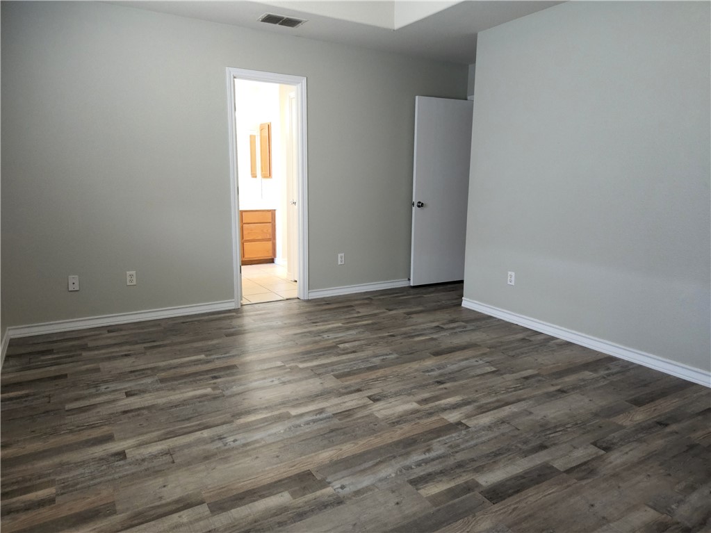 13834 Flintlock Dr Property Photo 21