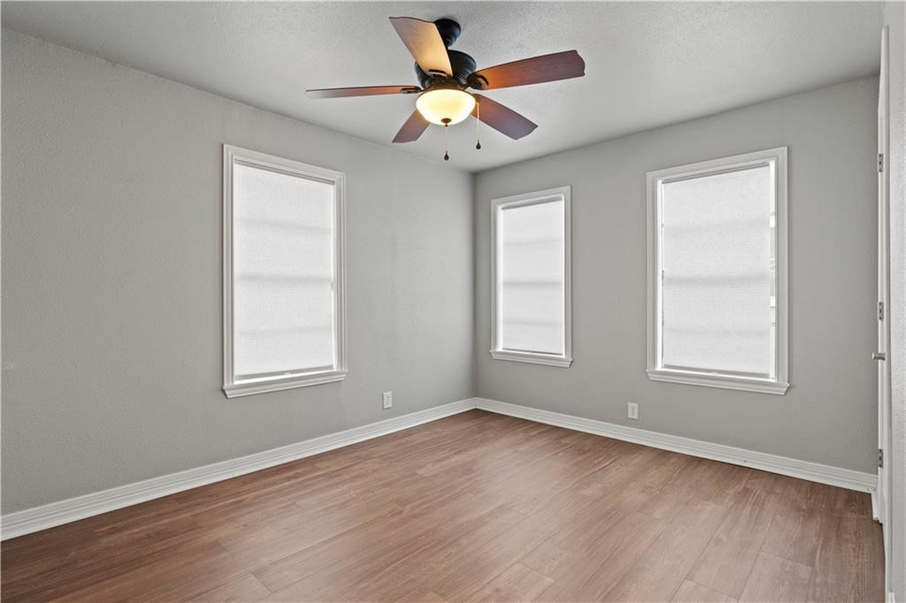 4446 Naples St Property Photo 10