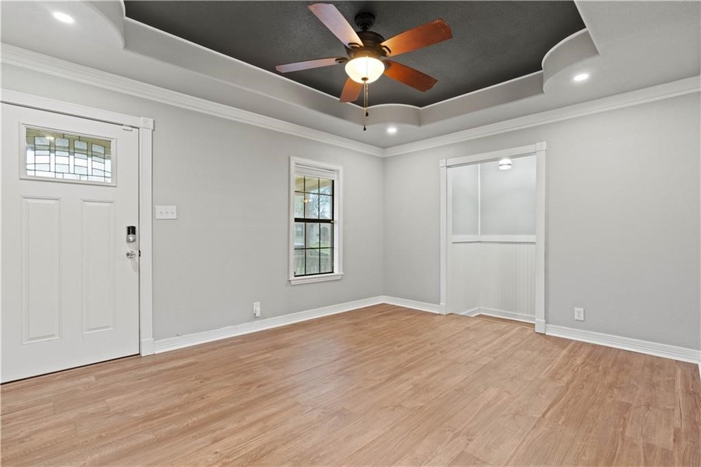 4446 Naples St Property Photo 12