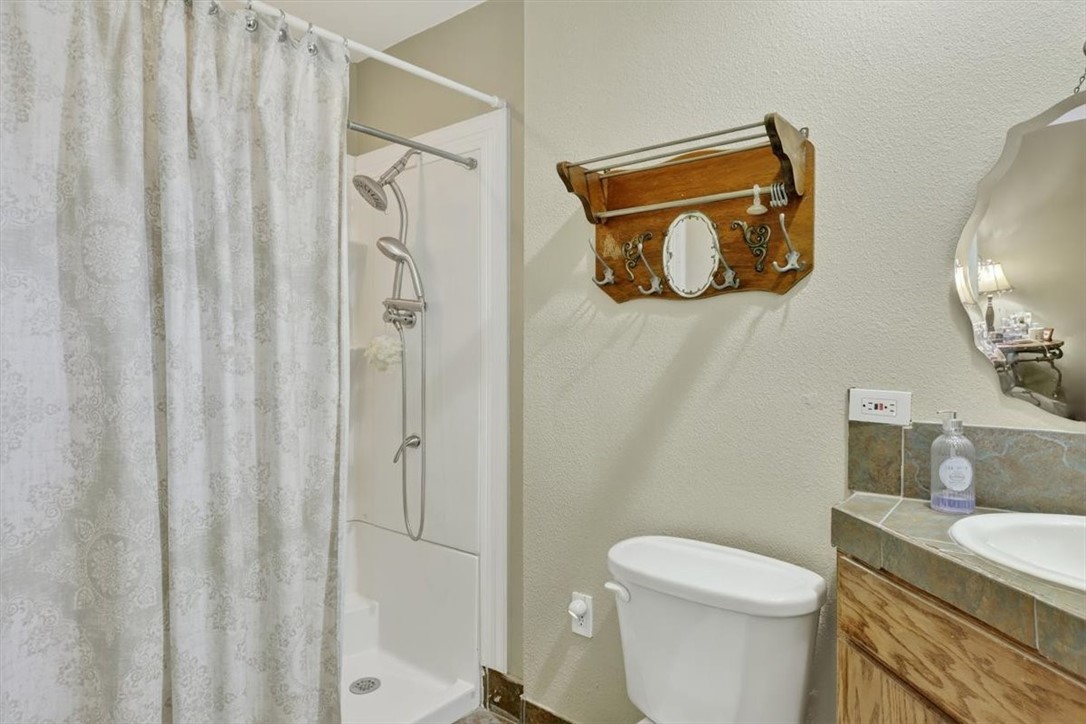 934 Cunningham St Property Photo 21