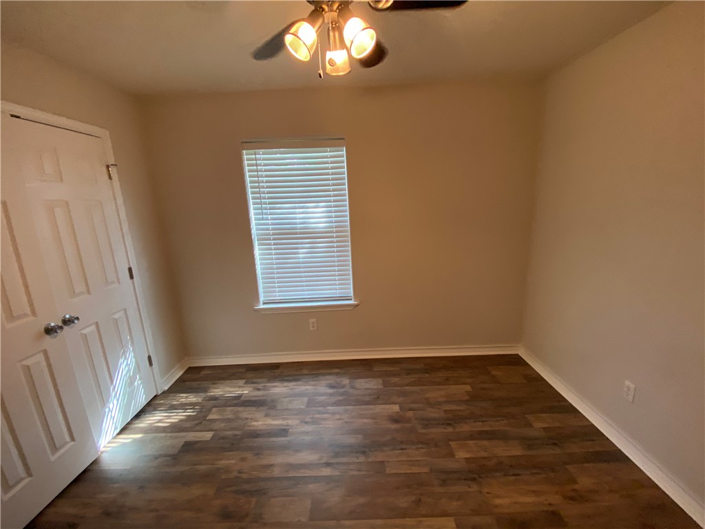 913 Strom Property Photo 7