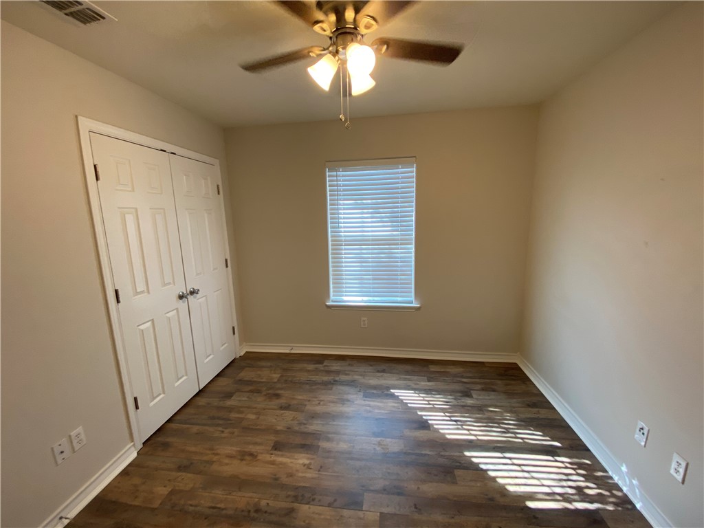 913 Strom Property Photo 13