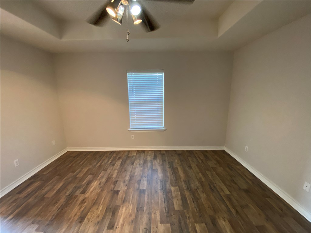 913 Strom Property Photo 15