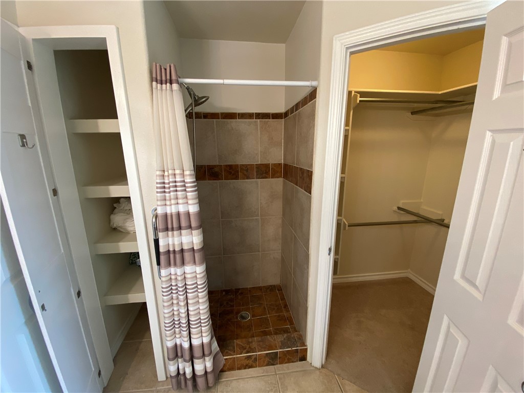913 Strom Property Photo 19